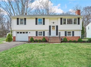 134 Prudence Dr, Stamford, CT 06907