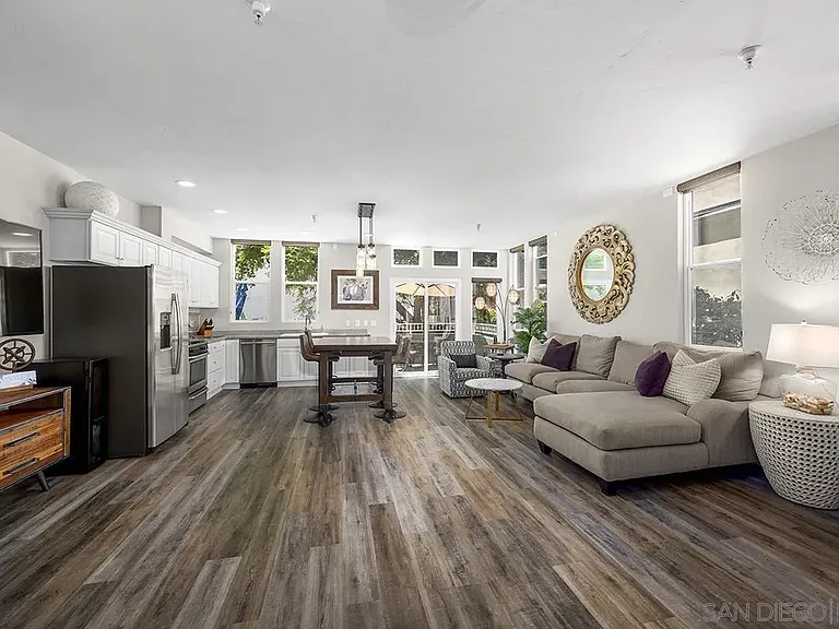 1632 Union St #4 — Photo 8