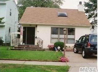 36 Marina Rd, Island Park, NY 11558