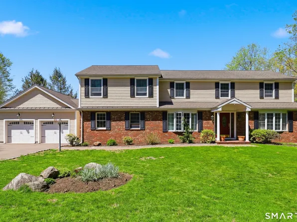 33 Club Circle, Stamford, CT 06905
