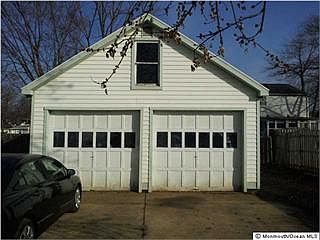 2nd image of 144 Carr Ave