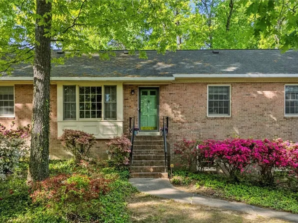 1824 Greenvale Ct, Richmond, VA 23225