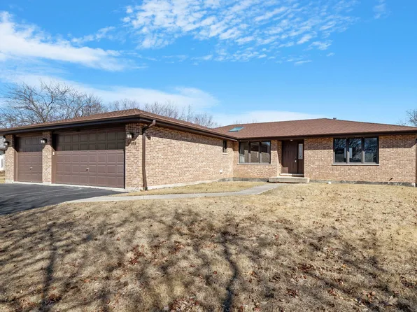 3402 Cascade Ln, New Lenox, IL 60451