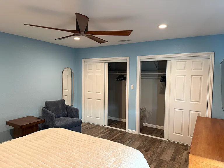 105 Hollywood Ave — Photo 18