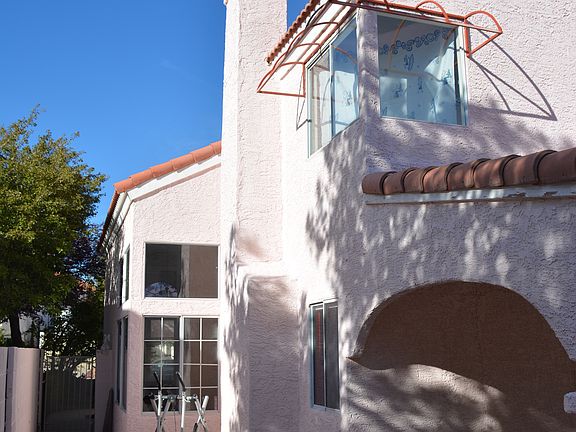 2nd image of 9729 Sierra Mesa Ave
