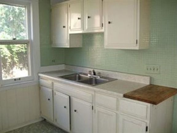 4th image of 1499 Northland Ave