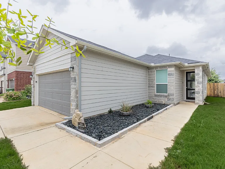 14851 Wild Hog Way — Photo 2
