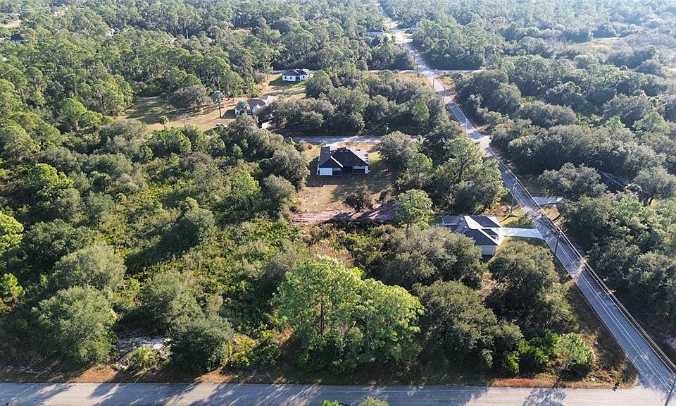 2nd image of 1502 Acacia Ave