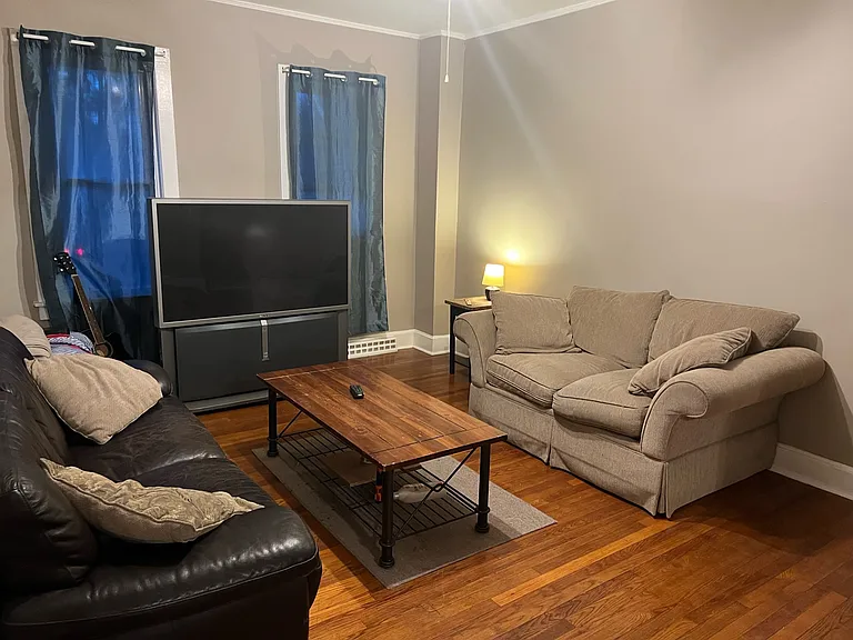 105 & 109 E Broad St #109 — Photo 17