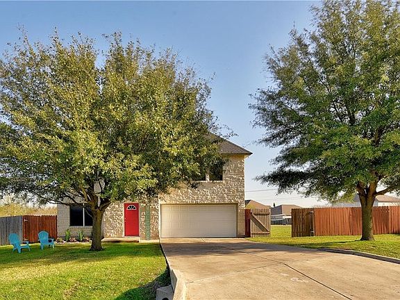 3rd image of 321 Santolina Ln