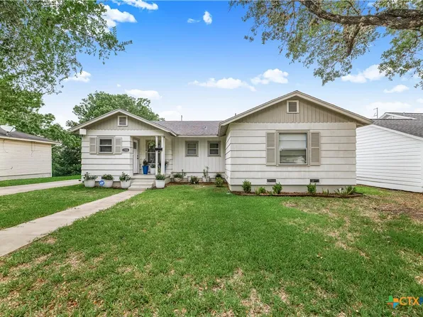 2306 Macarthur St, Victoria, TX 77901