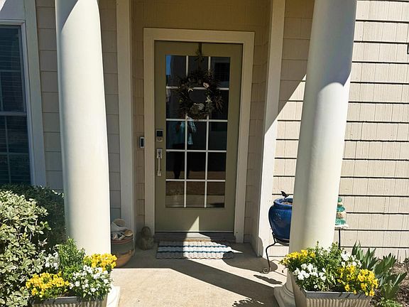 2nd image of 109 Gables Way #8B