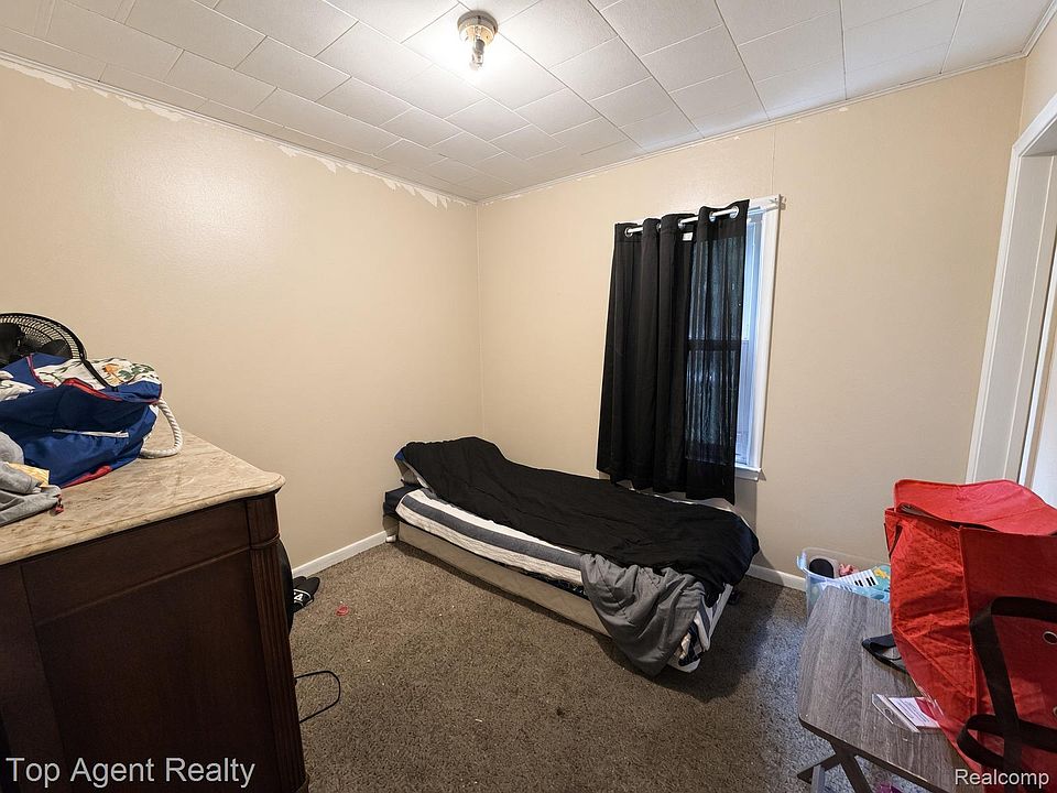 26406 Trowbridge St, photo 7