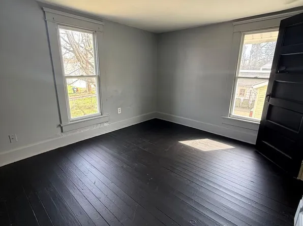 334 Woods Ave, Newark, OH 43055