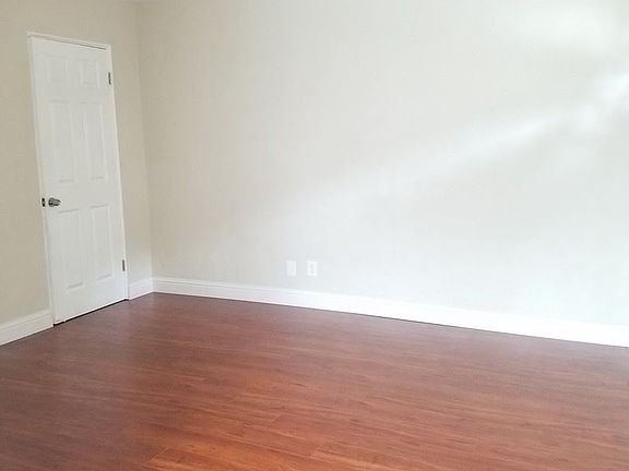 4th image of 211 3rd Ave APT 7
