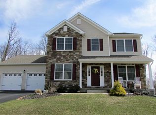 267 Legends Dr, Drums, PA 18222