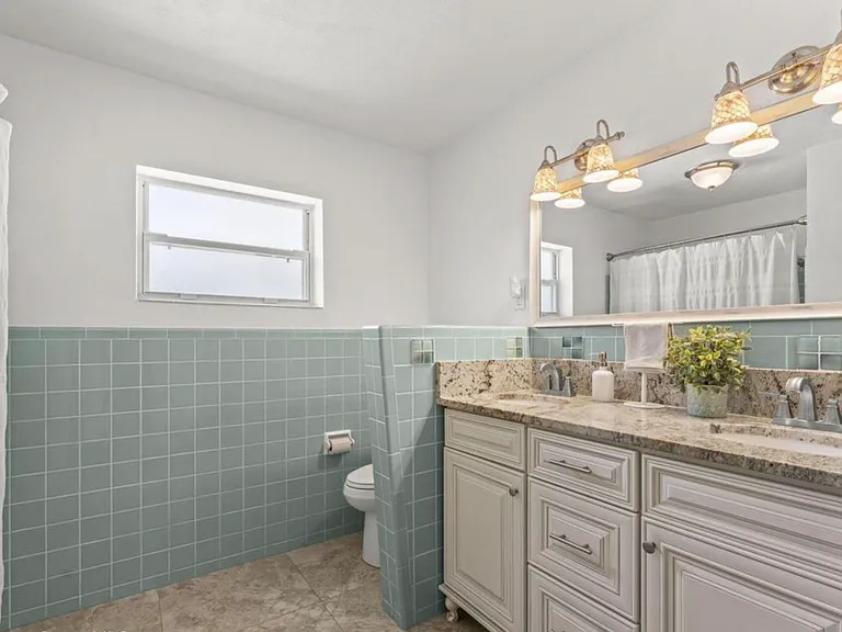 415 Hibiscus Trl — Photo 14