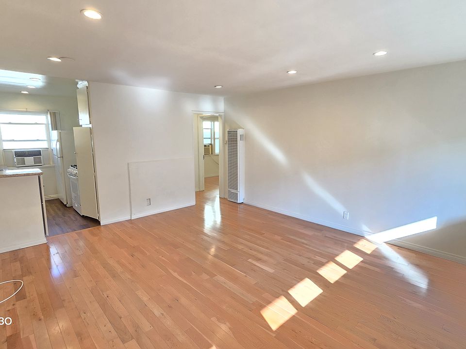 1st image of 907 N Harper Ave APT 6