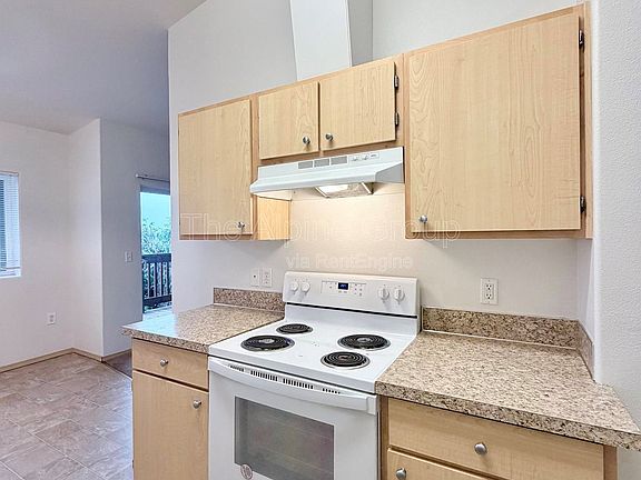 5th image of 10010-10020 SW 125th Ave #305-B
