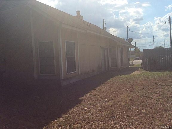 3rd image of 3161 Cross Creek Ct