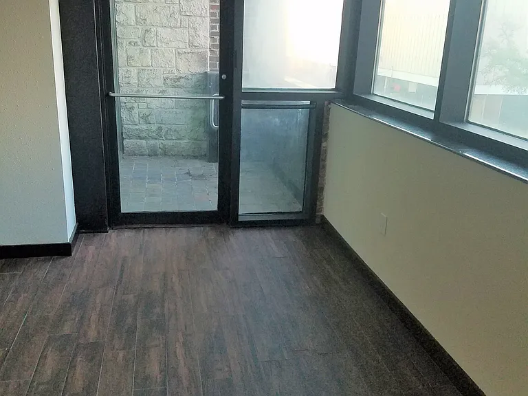 Tennison Lofts — Photo 43