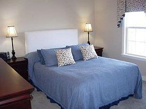 4th image of 10554 Forest Hill Dr