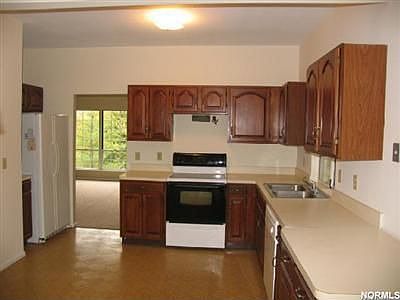 5th image of 6856 Chaffee Ct #9