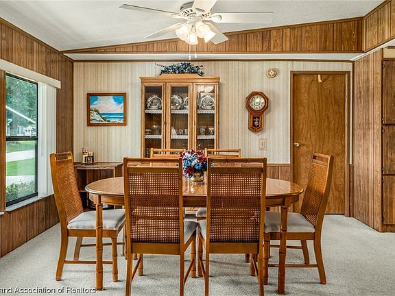 4th image of 1308 Briaridge Cir N