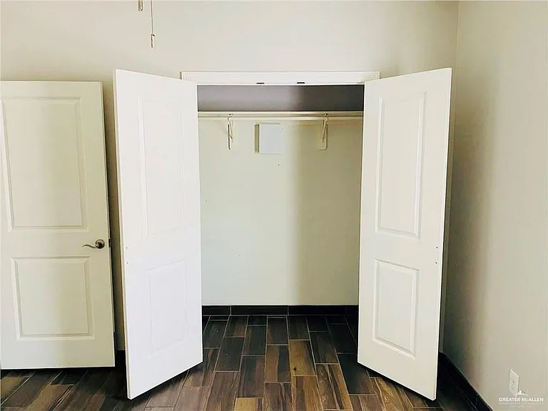 207 Fig Dr #2 — Photo 8