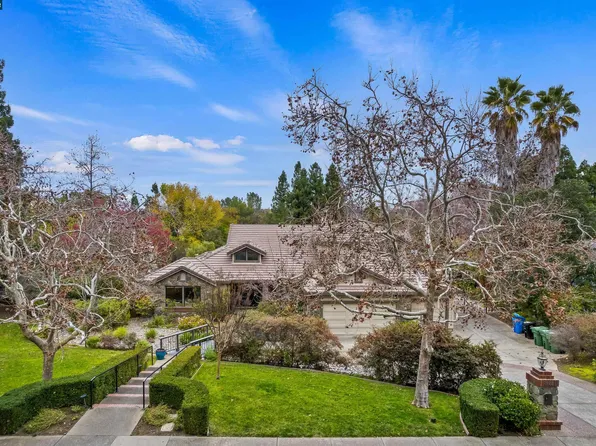 2922 Comistas Dr, Walnut Creek, CA 94598