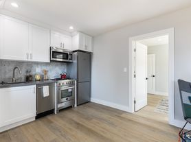 2820 S Redondo Blvd, Los Angeles, CA