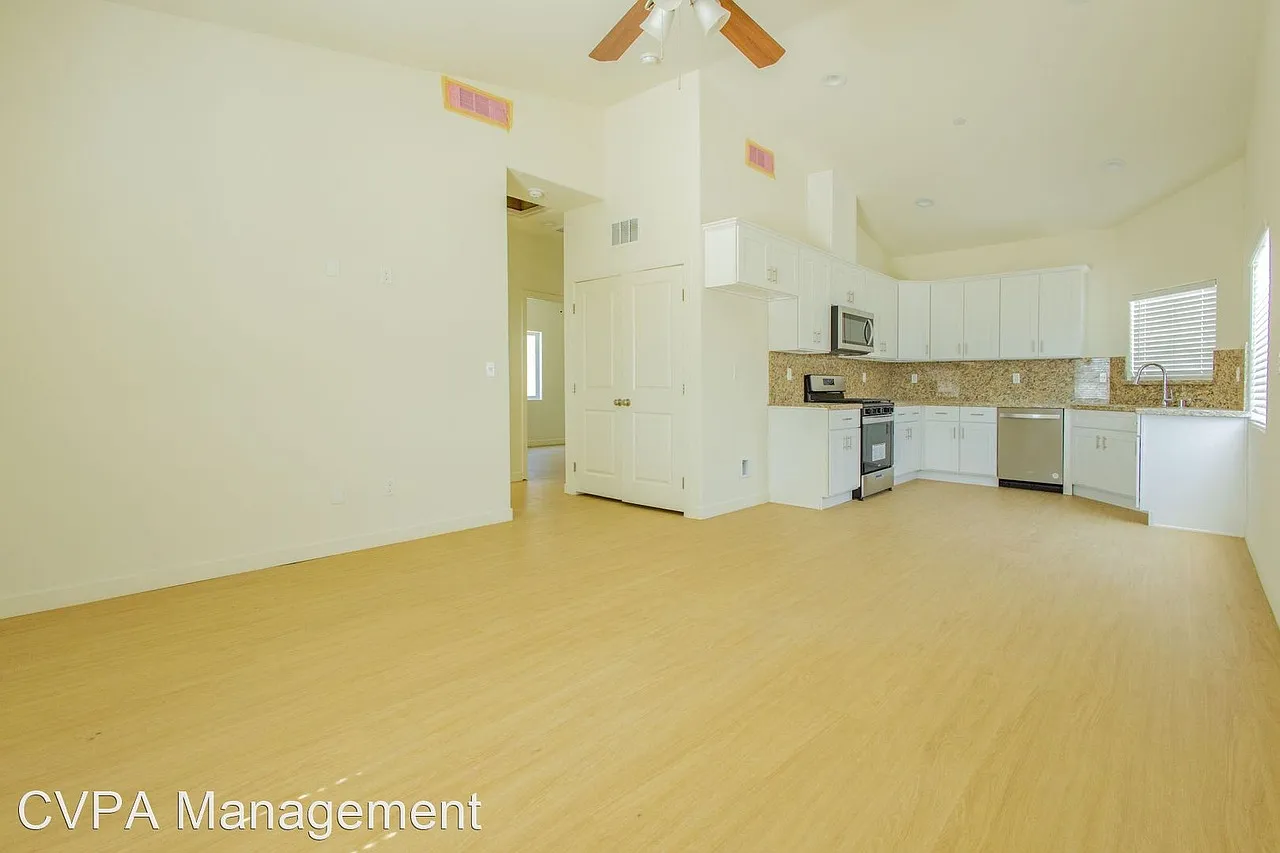 2 bed, $1,750 — Photo 2