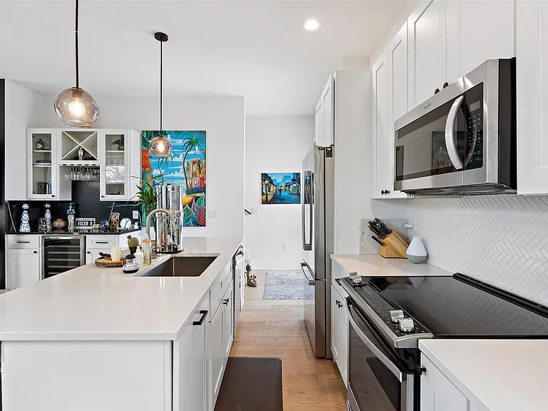4800 Vinson Dr #A — Photo 13