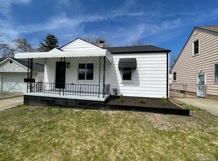 1435 E Bernhard Ave, Hazel Park, MI 48030