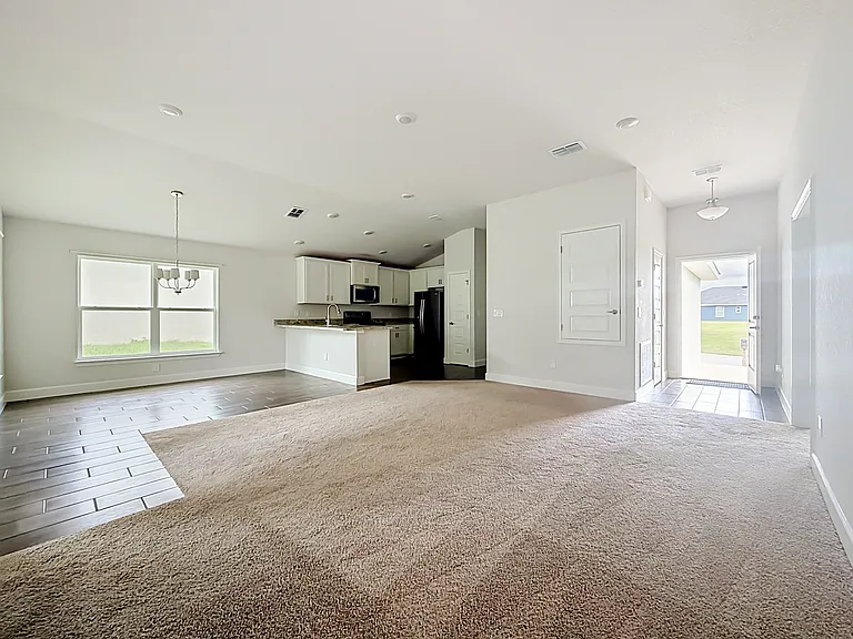 187 NW 45th Loop — Photo 26