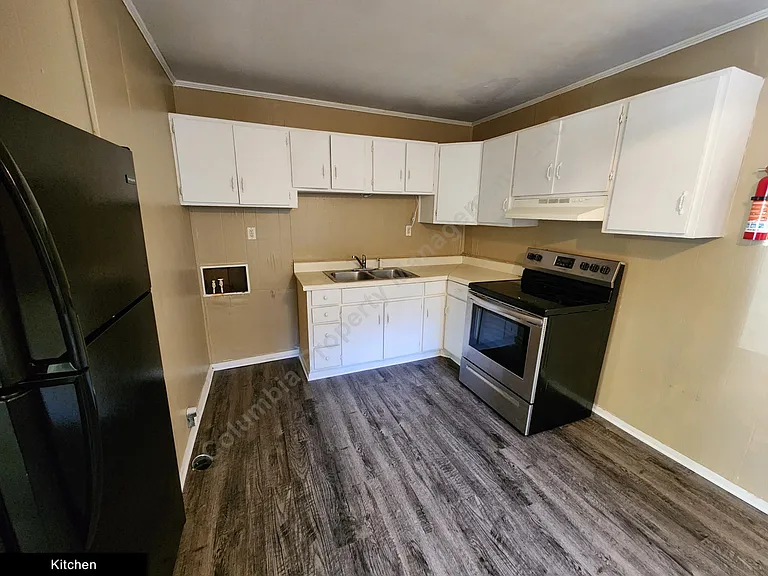 4516 Bluff Rd — Photo 5