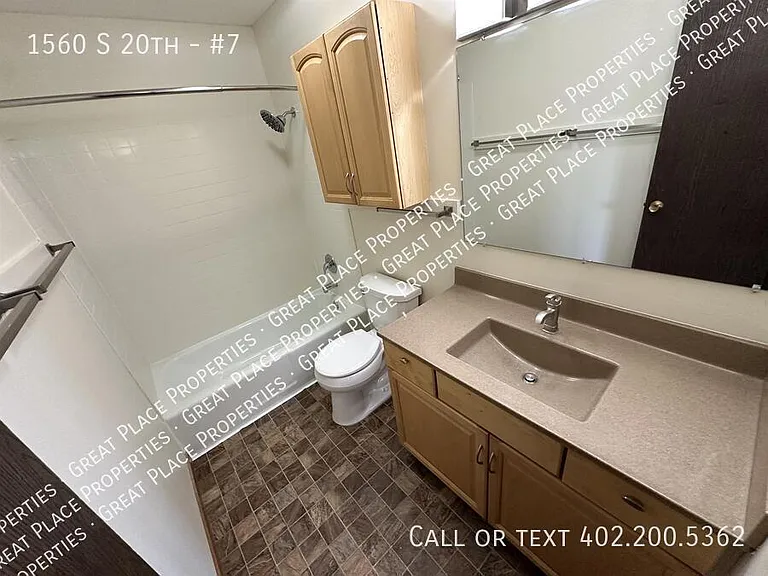 1560 S 20th St #7 — Photo 10