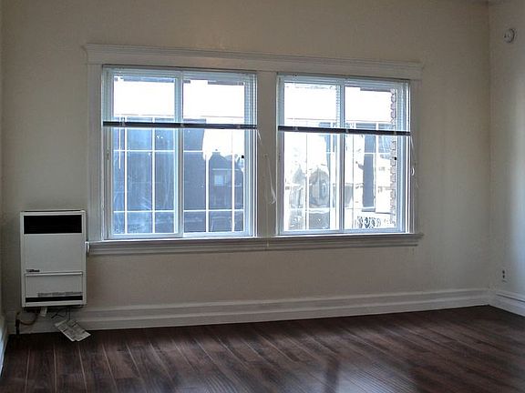 5th image of 945 Beacon Ave APT 300