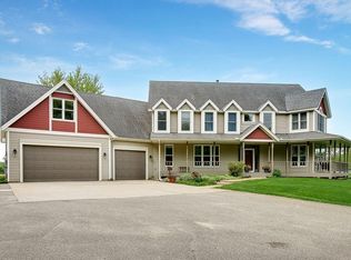 2850 105th St E, Inver Grove Heights, MN 55077