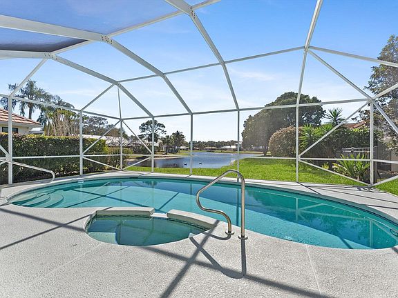 2nd image of 6073 Winding Lake Drive
