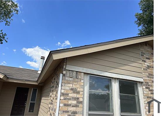 2nd image of 3605 Palomino Dr