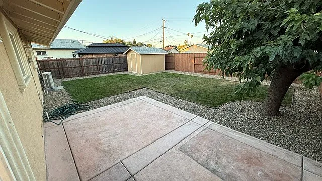 206 Stephen St — Photo 14