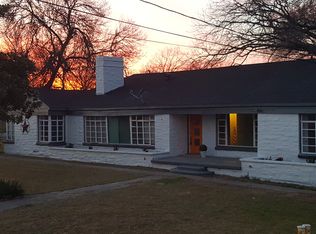 3001 Linfield Rd, Dallas, TX 75216