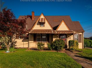 505 25th St, Dunbar, WV 25064