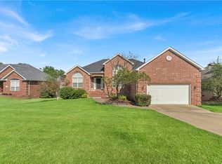 3955 Georgia St, Springdale, AR 72762