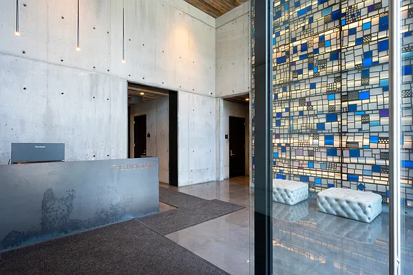 Rented by Compass | media 26