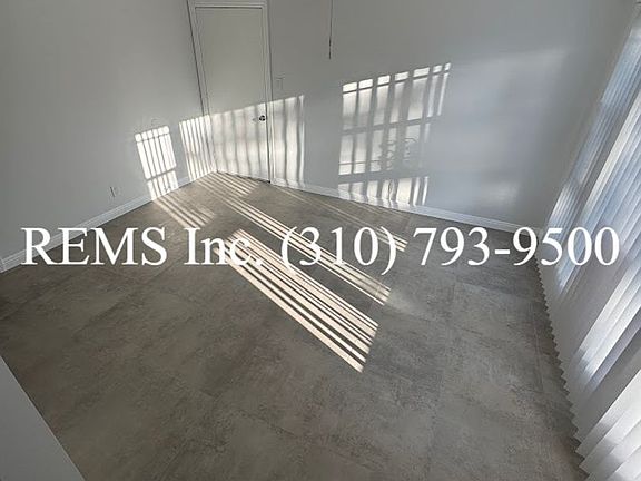 3rd image of 1139 Raymond Ave APT 1