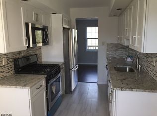 39 Canterbury Rd, Chatham, NJ 07928