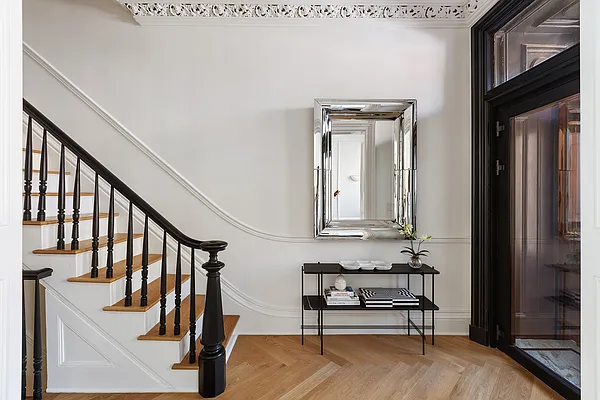 Sold by Douglas Elliman | media 10