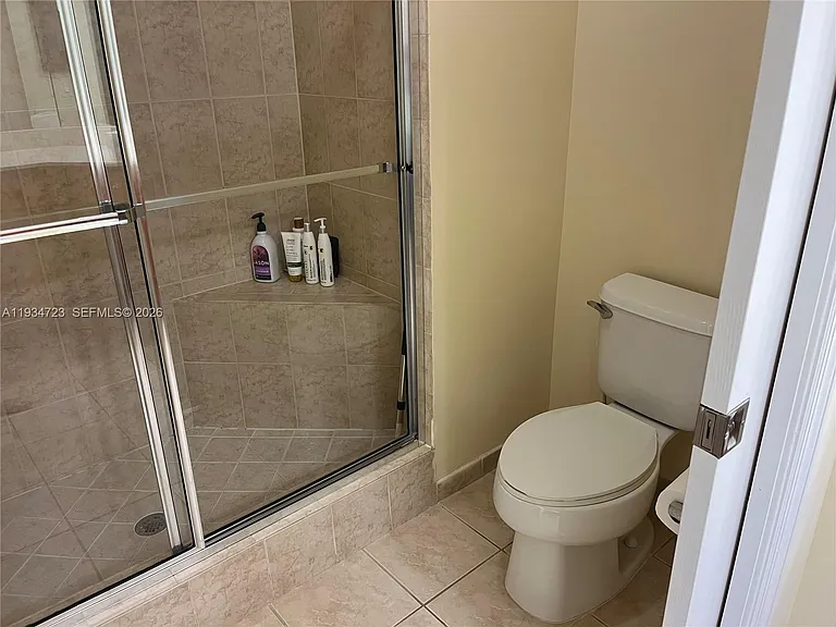 3500 Oaks Clubhouse Dr #308 — Photo 36